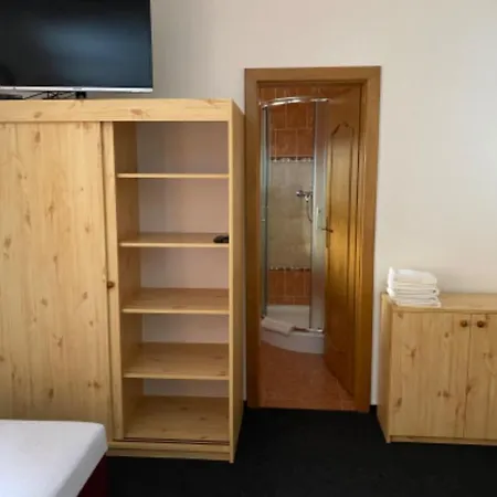 Selsky Dvur Πανσιόν *
