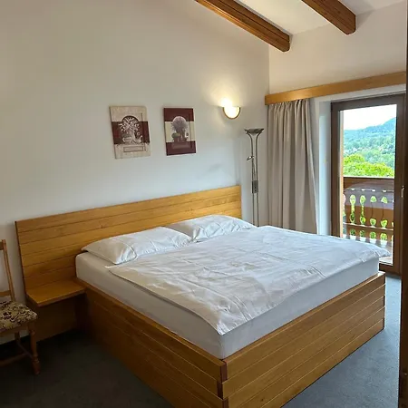 Gasthuis Selsky Dvur Perštejn