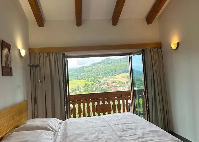 Selsky Dvur * Perštejn
